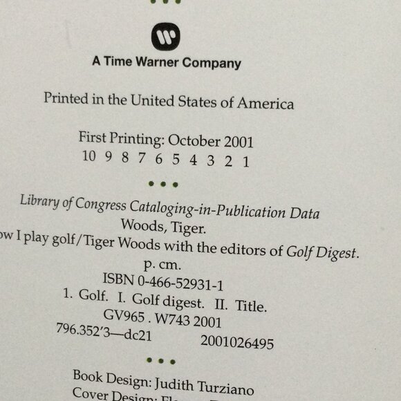 Tiger Woods GOLF Book - Picture 2 of 4